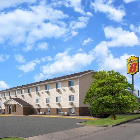 Hotel Super 8 By Wyndham Clinton Exteriér fotografie